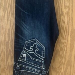 Women’s Blue Jeans with Embroidered Pocket